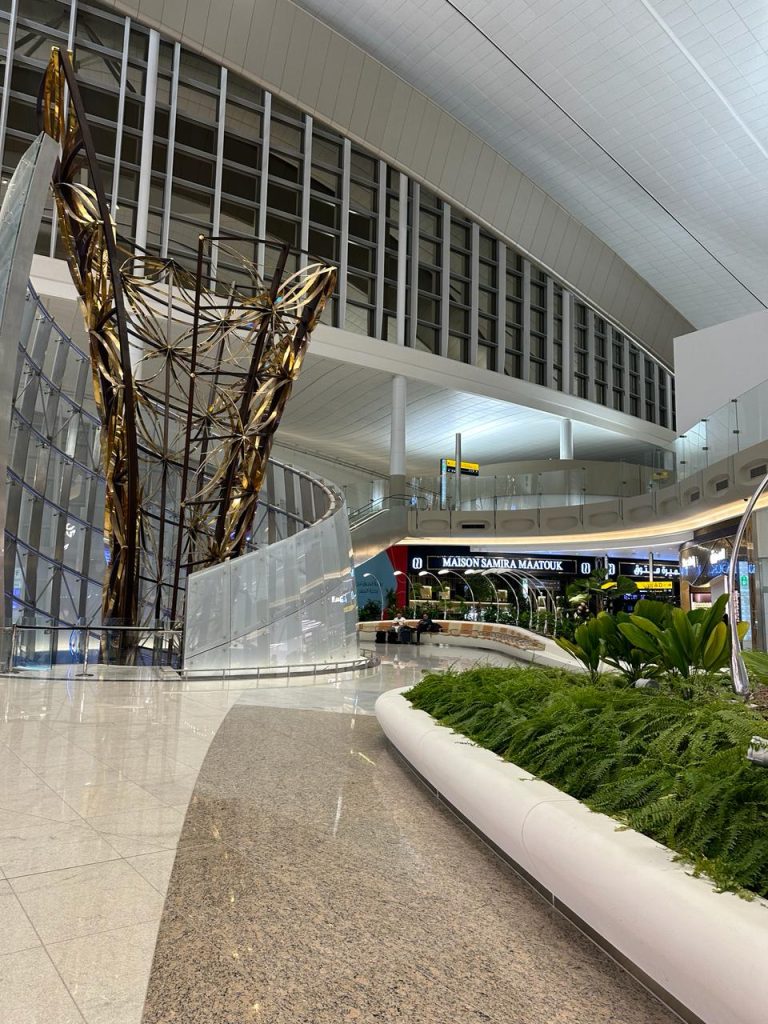 abu dhabi zayed airport terminal indoor decoration