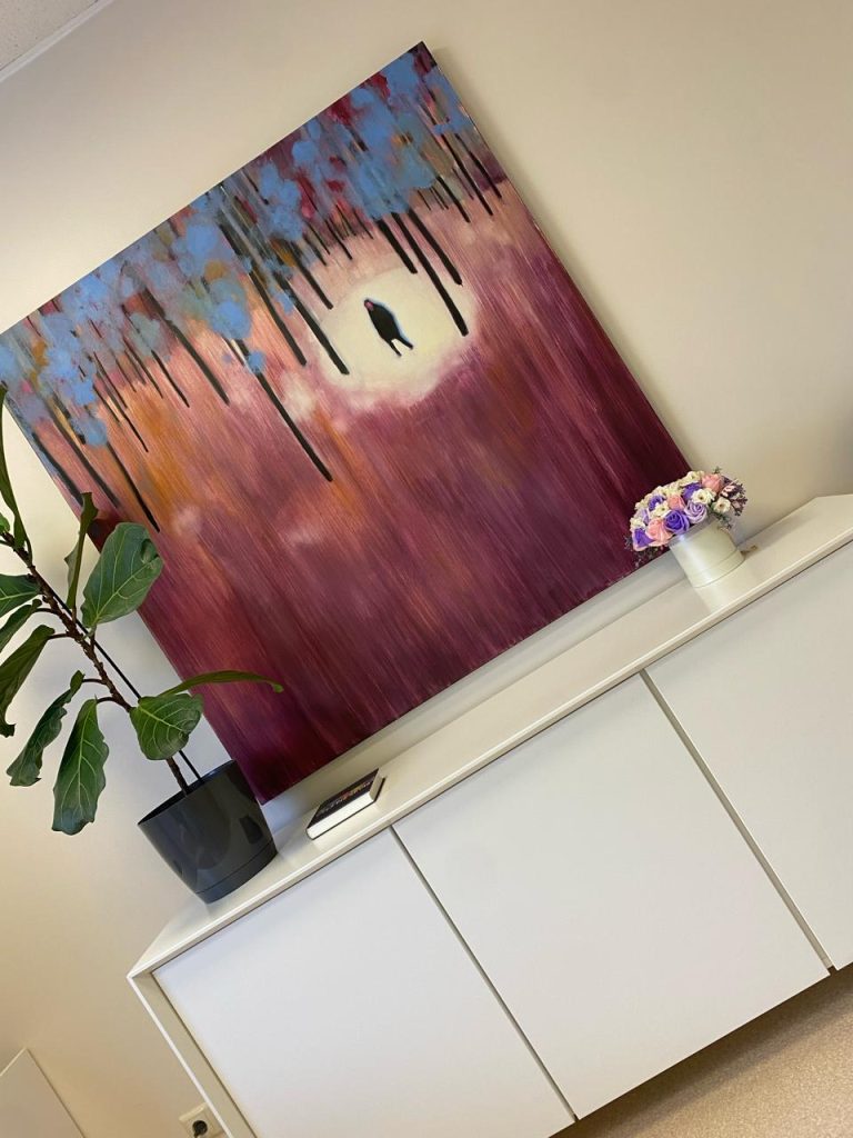 Picture of the hysterectomy surgeon office post surgery