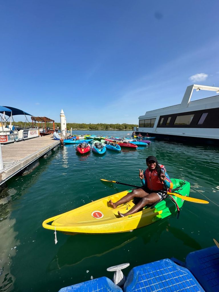 stef barti kayaking eastern mangroves abu dhabi