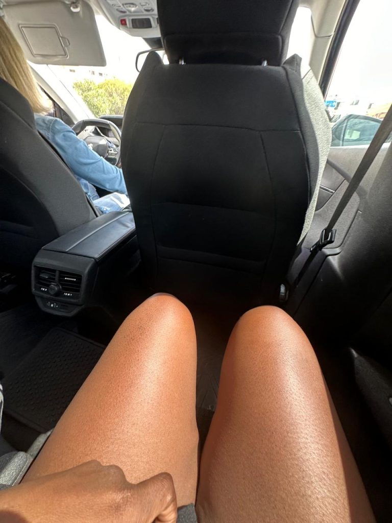 Stef Barti inside a uber taxi in albufeira