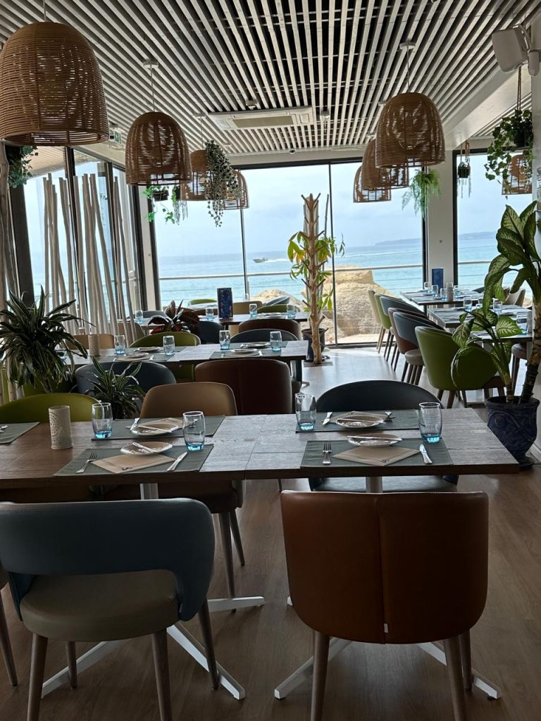 dining room at Pedlars Amarelas