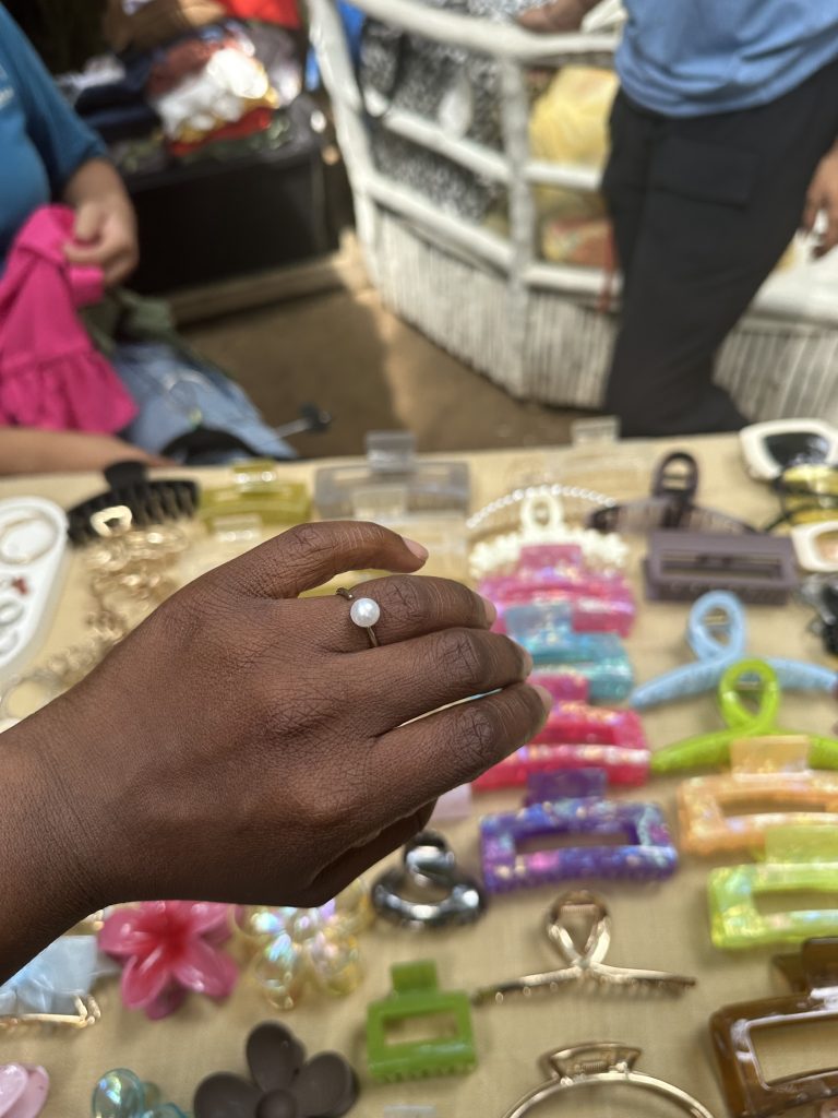 Shopping at La Brisa Sunday MArket in Bali , jewelry