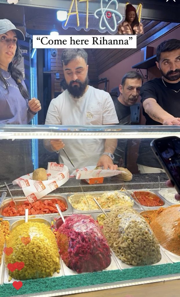 Stef Barti eating at Potato street in Istanbul