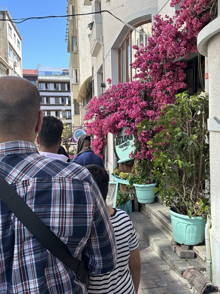 line up at Bazlama Istanbul