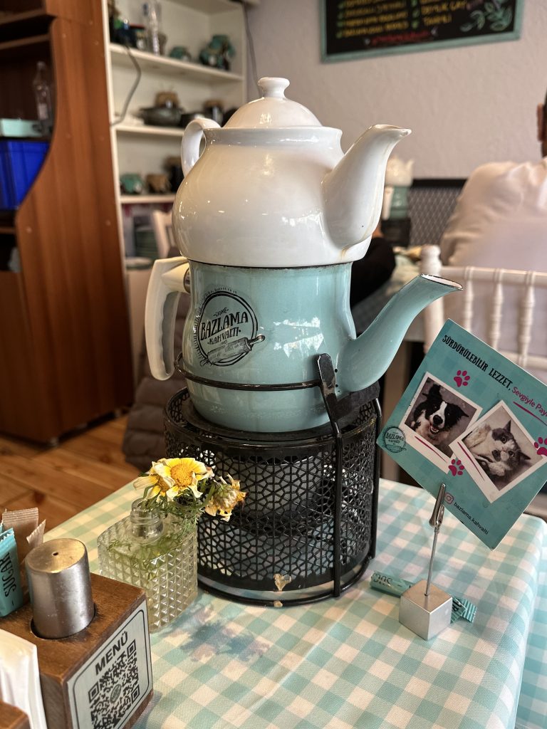tea carafe at Bazlama