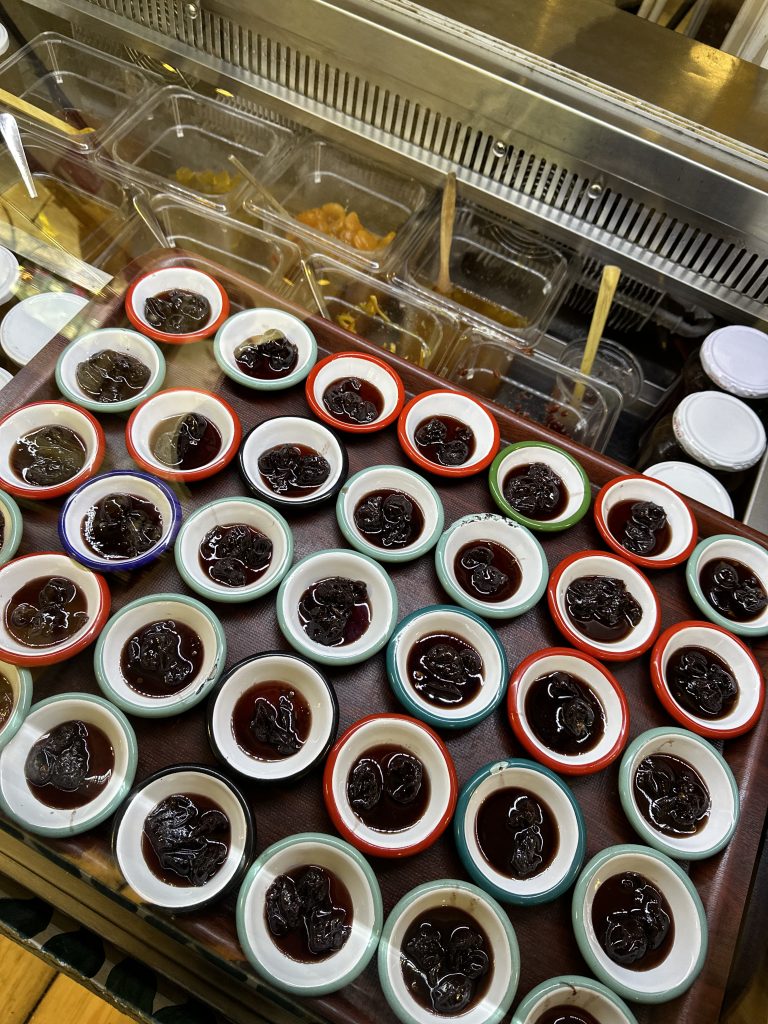 Jam spread selection at Bazlama