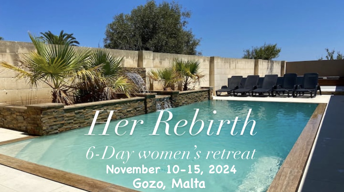 Picture of the private pool in the villa at Stef Barti's women transformational retreat in Malta, Self Love Wellness retreat