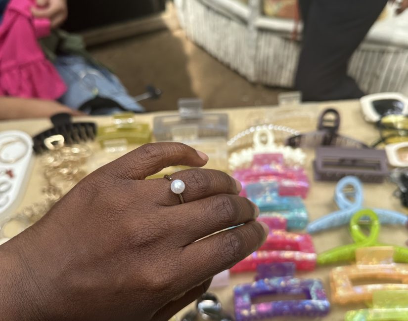 Shopping at La Brisa Sunday MArket in Bali , jewelry